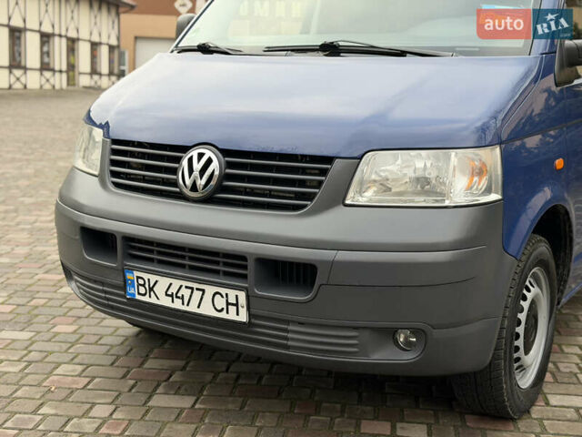 Синий Фольксваген Transporter, объемом двигателя 1.9 л и пробегом 400 тыс. км за 8800 $, фото 16 на Automoto.ua
