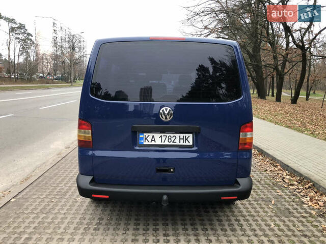 Синий Фольксваген Transporter, объемом двигателя 2.5 л и пробегом 327 тыс. км за 9900 $, фото 3 на Automoto.ua