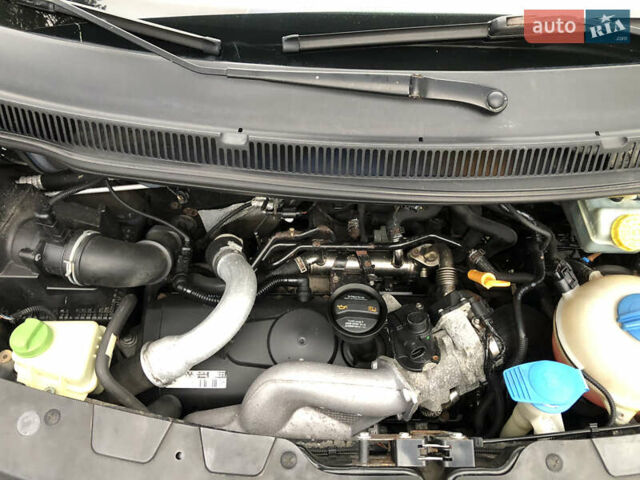 Синий Фольксваген Transporter, объемом двигателя 2.5 л и пробегом 327 тыс. км за 9900 $, фото 38 на Automoto.ua