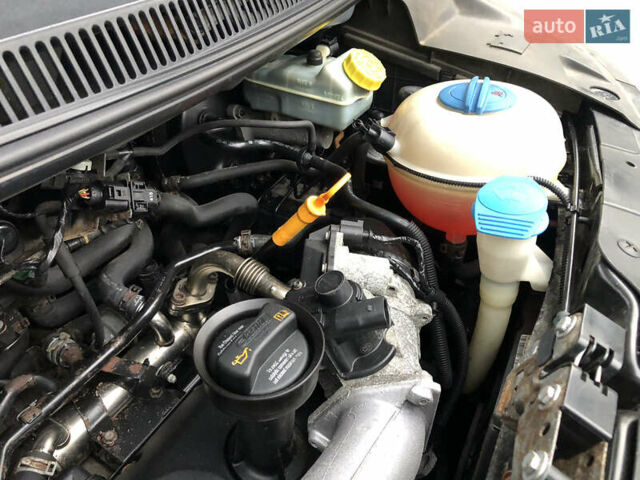 Синий Фольксваген Transporter, объемом двигателя 2.5 л и пробегом 327 тыс. км за 9900 $, фото 39 на Automoto.ua