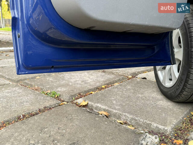 Синий Фольксваген Transporter, объемом двигателя 2.5 л и пробегом 263 тыс. км за 10500 $, фото 22 на Automoto.ua