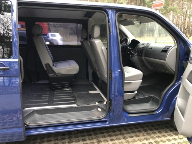 Синий Фольксваген Transporter, объемом двигателя 2.5 л и пробегом 327 тыс. км за 9900 $, фото 10 на Automoto.ua