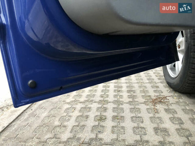 Синий Фольксваген Transporter, объемом двигателя 2.5 л и пробегом 327 тыс. км за 9900 $, фото 45 на Automoto.ua