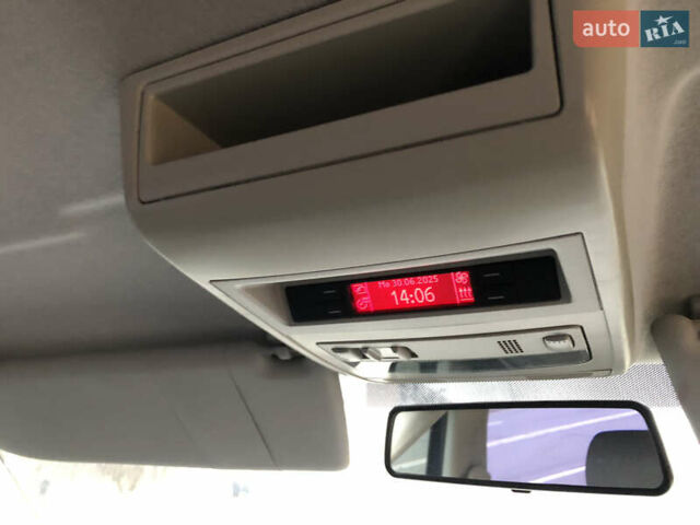 Синий Фольксваген Transporter, объемом двигателя 2.5 л и пробегом 327 тыс. км за 9900 $, фото 23 на Automoto.ua
