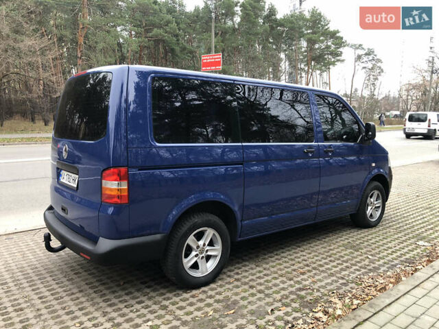 Синий Фольксваген Transporter, объемом двигателя 2.5 л и пробегом 327 тыс. км за 9900 $, фото 6 на Automoto.ua