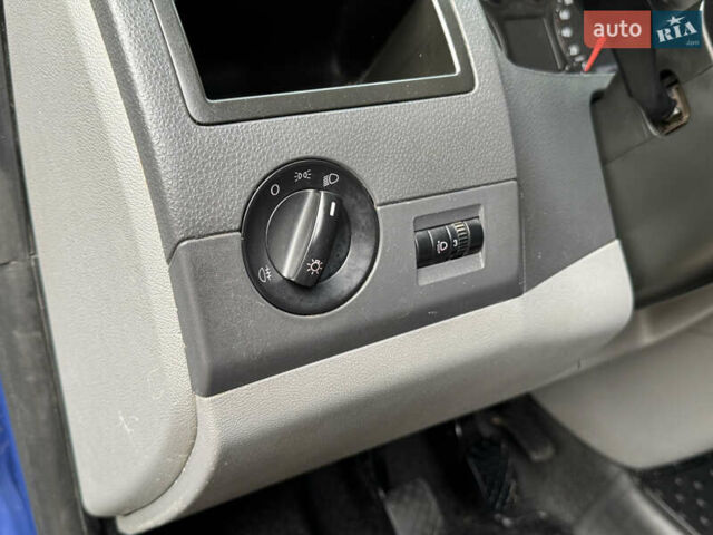 Синий Фольксваген Transporter, объемом двигателя 2.5 л и пробегом 263 тыс. км за 10500 $, фото 25 на Automoto.ua