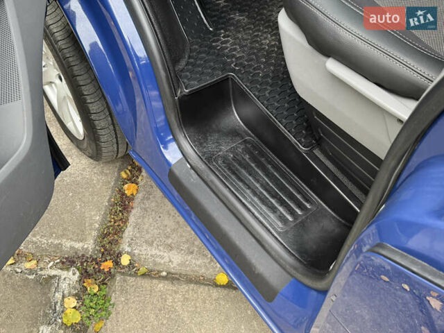 Синий Фольксваген Transporter, объемом двигателя 2.5 л и пробегом 263 тыс. км за 10500 $, фото 23 на Automoto.ua