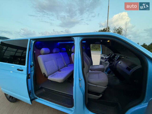 Синій Фольксваген Transporter, об'ємом двигуна 2.5 л та пробігом 250 тис. км за 13888 $, фото 11 на Automoto.ua