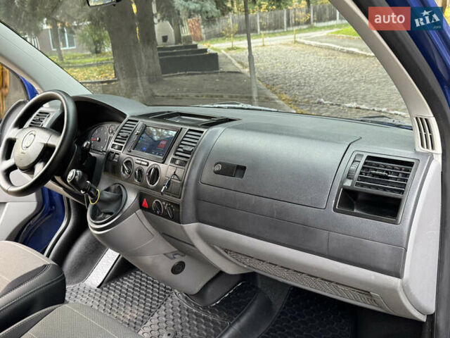 Синий Фольксваген Transporter, объемом двигателя 2.5 л и пробегом 263 тыс. км за 10500 $, фото 37 на Automoto.ua