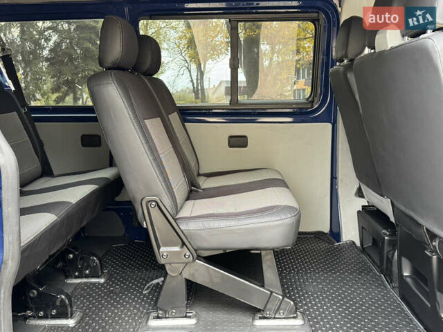 Синий Фольксваген Transporter, объемом двигателя 2.5 л и пробегом 263 тыс. км за 10500 $, фото 46 на Automoto.ua