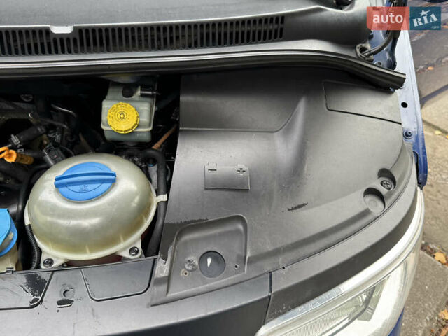 Синий Фольксваген Transporter, объемом двигателя 2.5 л и пробегом 263 тыс. км за 10500 $, фото 66 на Automoto.ua