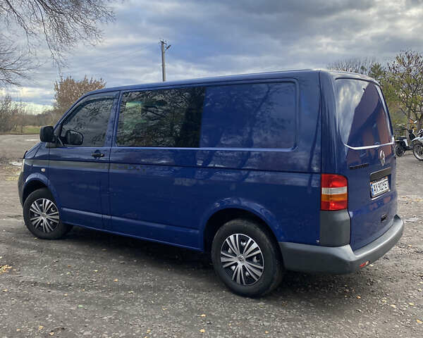 Синій Фольксваген Transporter, об'ємом двигуна 2.46 л та пробігом 320 тис. км за 8999 $, фото 6 на Automoto.ua