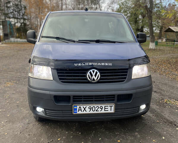 Синій Фольксваген Transporter, об'ємом двигуна 2.46 л та пробігом 320 тис. км за 8999 $, фото 2 на Automoto.ua