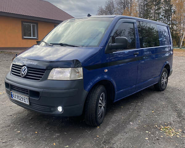 Синій Фольксваген Transporter, об'ємом двигуна 2.46 л та пробігом 320 тис. км за 8999 $, фото 1 на Automoto.ua