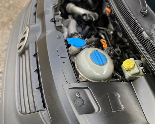 Синій Фольксваген Transporter, об'ємом двигуна 2.46 л та пробігом 320 тис. км за 8999 $, фото 14 на Automoto.ua