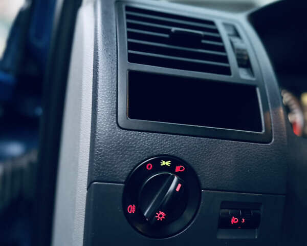 Синій Фольксваген Transporter, об'ємом двигуна 2 л та пробігом 295 тис. км за 11900 $, фото 13 на Automoto.ua