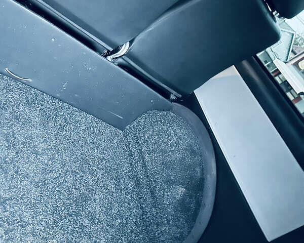 Синий Фольксваген Transporter, объемом двигателя 2 л и пробегом 297 тыс. км за 11700 $, фото 45 на Automoto.ua