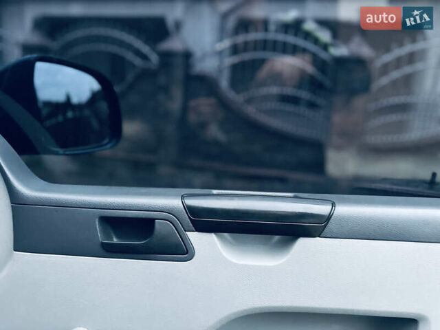 Синій Фольксваген Transporter, об'ємом двигуна 2 л та пробігом 295 тис. км за 11900 $, фото 22 на Automoto.ua