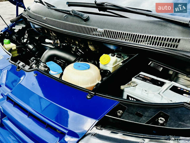 Синий Фольксваген Transporter, объемом двигателя 2 л и пробегом 297 тыс. км за 11700 $, фото 62 на Automoto.ua