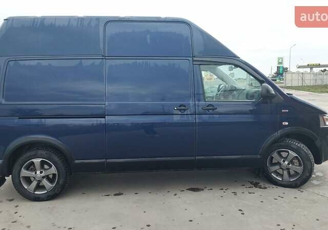 Синий Фольксваген Transporter, объемом двигателя 2 л и пробегом 202 тыс. км за 17499 $, фото 4 на Automoto.ua