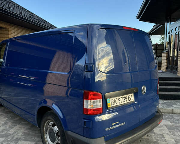Синій Фольксваген Transporter, об'ємом двигуна 1.97 л та пробігом 127 тис. км за 25000 $, фото 3 на Automoto.ua
