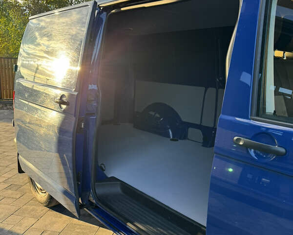 Синий Фольксваген Transporter, объемом двигателя 1.97 л и пробегом 127 тыс. км за 28000 $, фото 26 на Automoto.ua