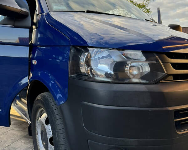 Синий Фольксваген Transporter, объемом двигателя 1.97 л и пробегом 127 тыс. км за 28000 $, фото 15 на Automoto.ua