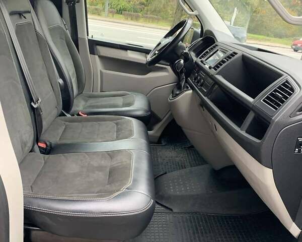 Синий Фольксваген Transporter, объемом двигателя 2 л и пробегом 251 тыс. км за 19900 $, фото 19 на Automoto.ua