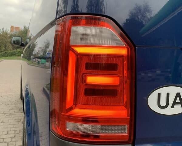 Синий Фольксваген Transporter, объемом двигателя 2 л и пробегом 251 тыс. км за 19900 $, фото 11 на Automoto.ua