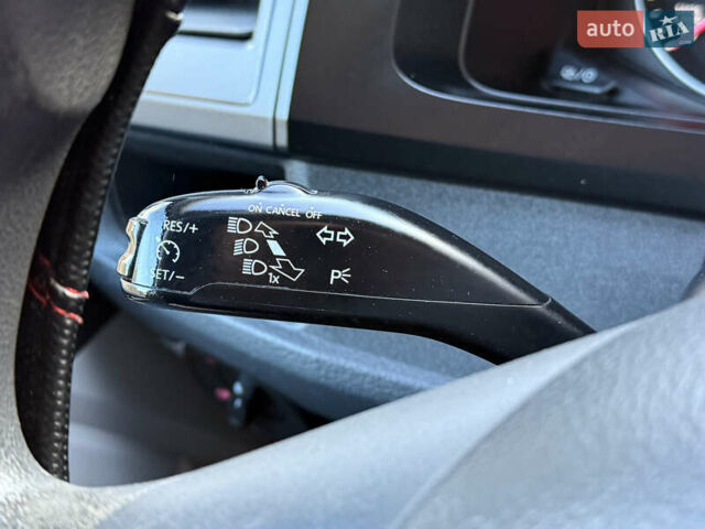 Синій Фольксваген Transporter, об'ємом двигуна 2 л та пробігом 199 тис. км за 19571 $, фото 23 на Automoto.ua