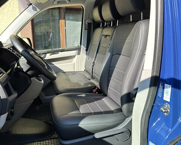 Синий Фольксваген Transporter, объемом двигателя 1.97 л и пробегом 220 тыс. км за 17900 $, фото 5 на Automoto.ua