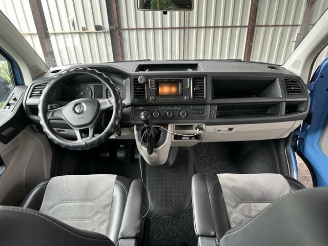 Синий Фольксваген Transporter, объемом двигателя 2 л и пробегом 227 тыс. км за 20400 $, фото 5 на Automoto.ua