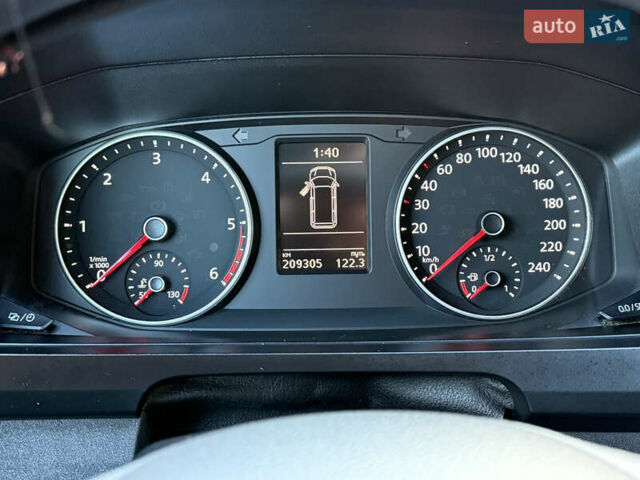 Синій Фольксваген Transporter, об'ємом двигуна 2 л та пробігом 199 тис. км за 19571 $, фото 25 на Automoto.ua