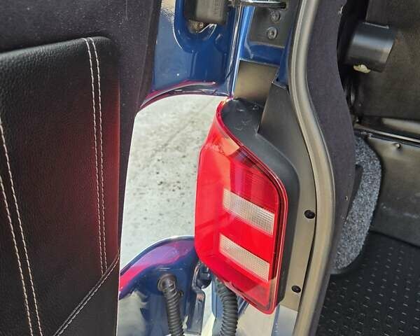 Синий Фольксваген Transporter, объемом двигателя 2 л и пробегом 286 тыс. км за 19300 $, фото 13 на Automoto.ua