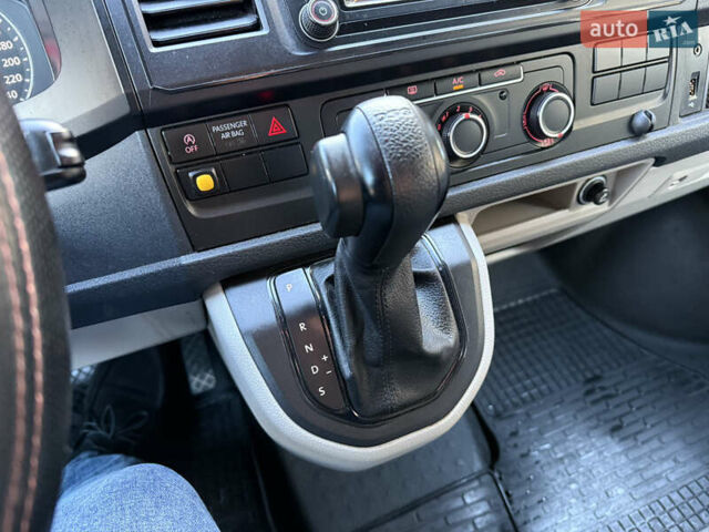Синій Фольксваген Transporter, об'ємом двигуна 2 л та пробігом 199 тис. км за 19571 $, фото 36 на Automoto.ua