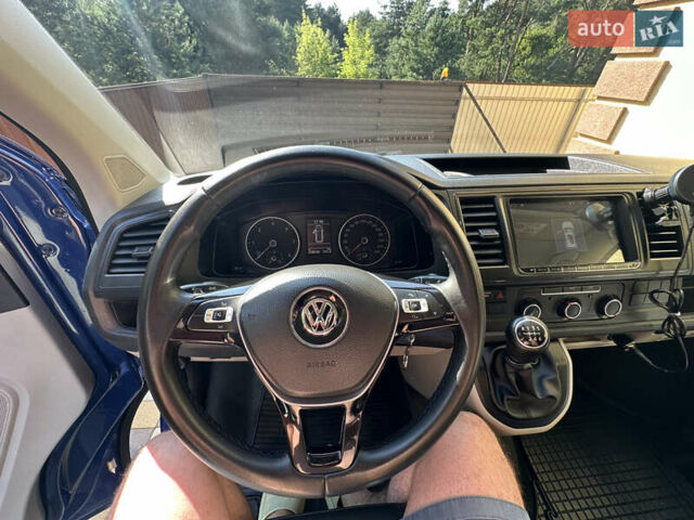 Синий Фольксваген Transporter, объемом двигателя 1.97 л и пробегом 220 тыс. км за 17900 $, фото 6 на Automoto.ua