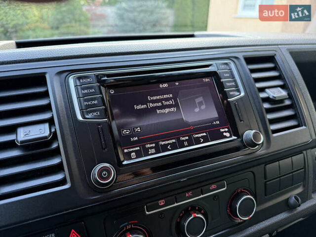 Синій Фольксваген Transporter, об'ємом двигуна 2 л та пробігом 199 тис. км за 19571 $, фото 32 на Automoto.ua