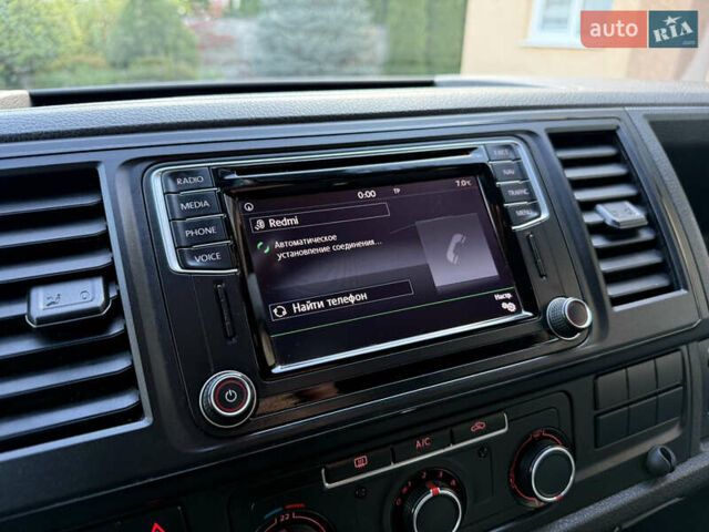 Синій Фольксваген Transporter, об'ємом двигуна 2 л та пробігом 199 тис. км за 19571 $, фото 33 на Automoto.ua