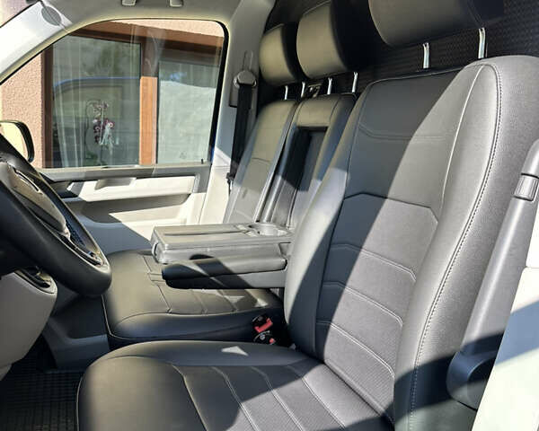 Синий Фольксваген Transporter, объемом двигателя 1.97 л и пробегом 220 тыс. км за 17900 $, фото 22 на Automoto.ua