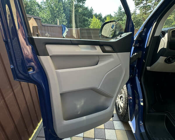 Синий Фольксваген Transporter, объемом двигателя 1.97 л и пробегом 220 тыс. км за 17900 $, фото 8 на Automoto.ua