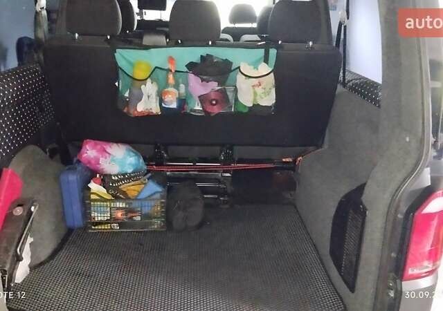 Синий Фольксваген Transporter, объемом двигателя 1.97 л и пробегом 331 тыс. км за 20300 $, фото 6 на Automoto.ua