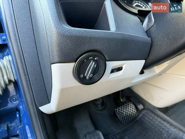 Синій Фольксваген Transporter, об'ємом двигуна 2 л та пробігом 199 тис. км за 19571 $, фото 21 на Automoto.ua