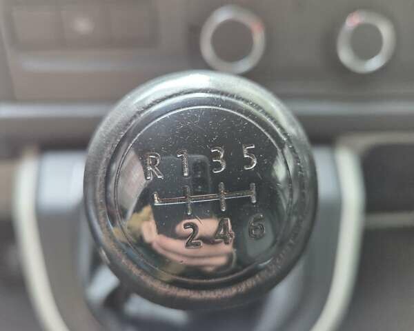 Синий Фольксваген Transporter, объемом двигателя 2 л и пробегом 188 тыс. км за 19999 $, фото 1 на Automoto.ua