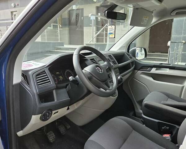 Синий Фольксваген Transporter, объемом двигателя 2 л и пробегом 188 тыс. км за 19999 $, фото 7 на Automoto.ua