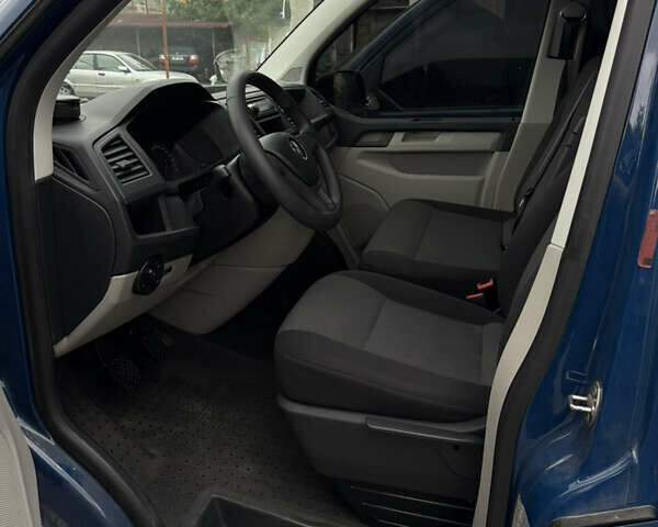 Синий Фольксваген Transporter, объемом двигателя 2 л и пробегом 90 тыс. км за 29000 $, фото 5 на Automoto.ua