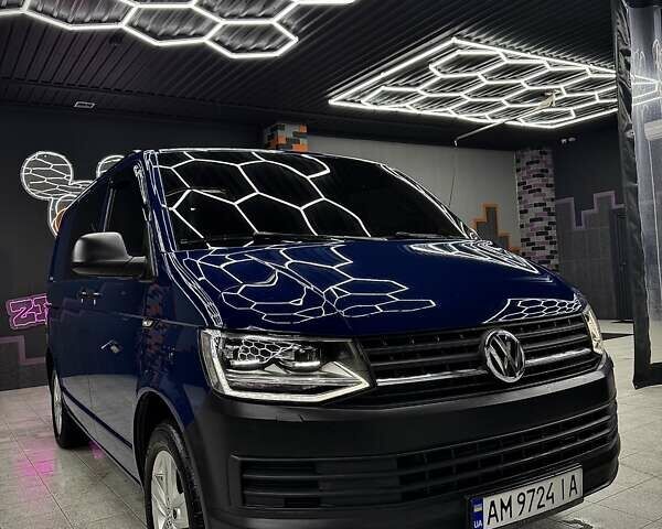 Синий Фольксваген Transporter, объемом двигателя 2 л и пробегом 230 тыс. км за 27500 $, фото 4 на Automoto.ua