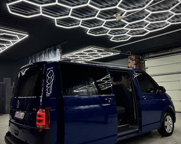 Синий Фольксваген Transporter, объемом двигателя 2 л и пробегом 230 тыс. км за 27500 $, фото 5 на Automoto.ua