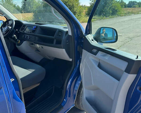 Синій Фольксваген Transporter, об'ємом двигуна 0 л та пробігом 147 тис. км за 17999 $, фото 17 на Automoto.ua