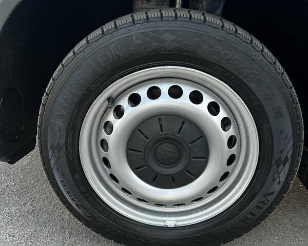 Синій Фольксваген Transporter, об'ємом двигуна 2 л та пробігом 119 тис. км за 26800 $, фото 27 на Automoto.ua