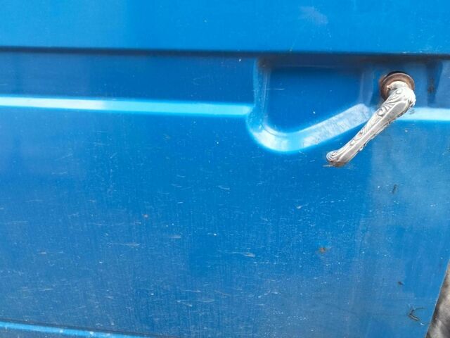 Синій Фольксваген Transporter, об'ємом двигуна 1.9 л та пробігом 350 тис. км за 1600 $, фото 1 на Automoto.ua